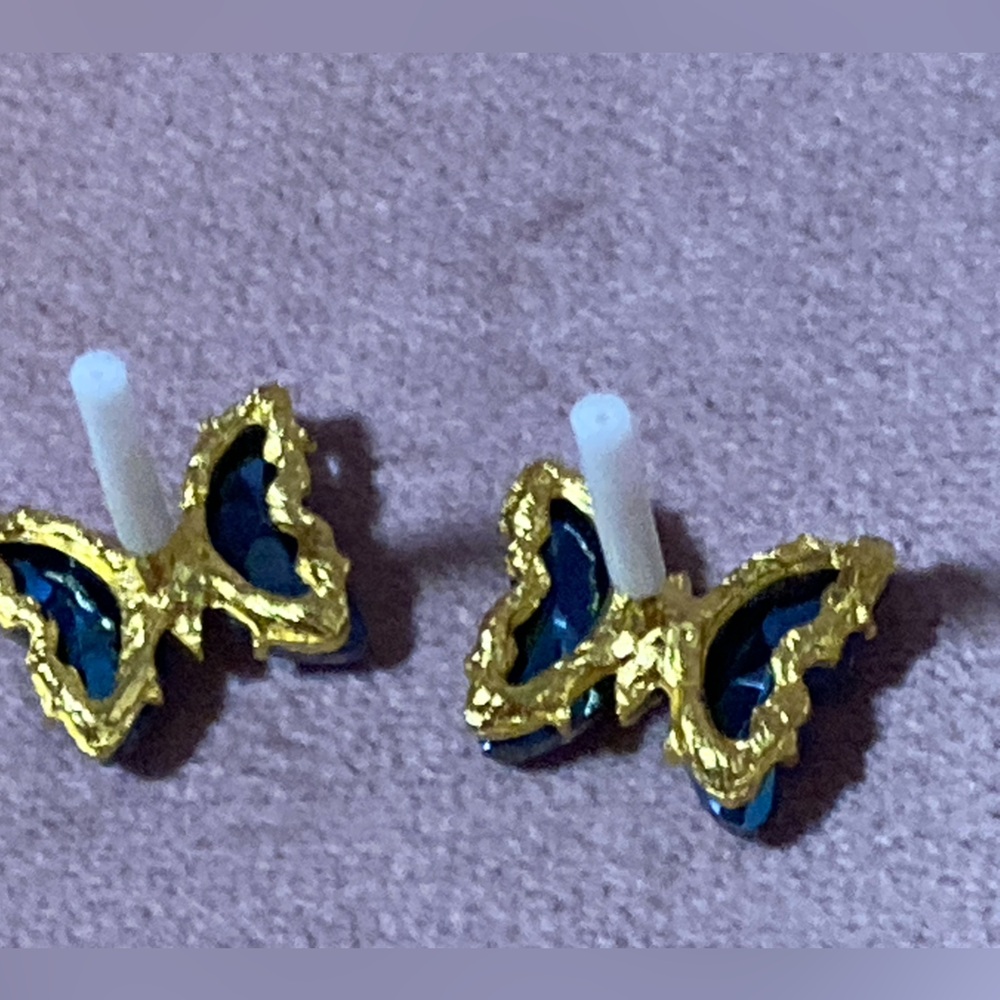 Green /Blue Butterfly Stud Earrings - Picture 4 of 8